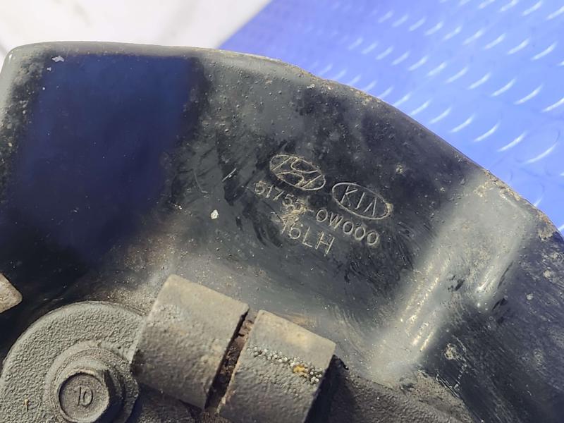 2011 Kia Sorento Spindle Knuckle Front