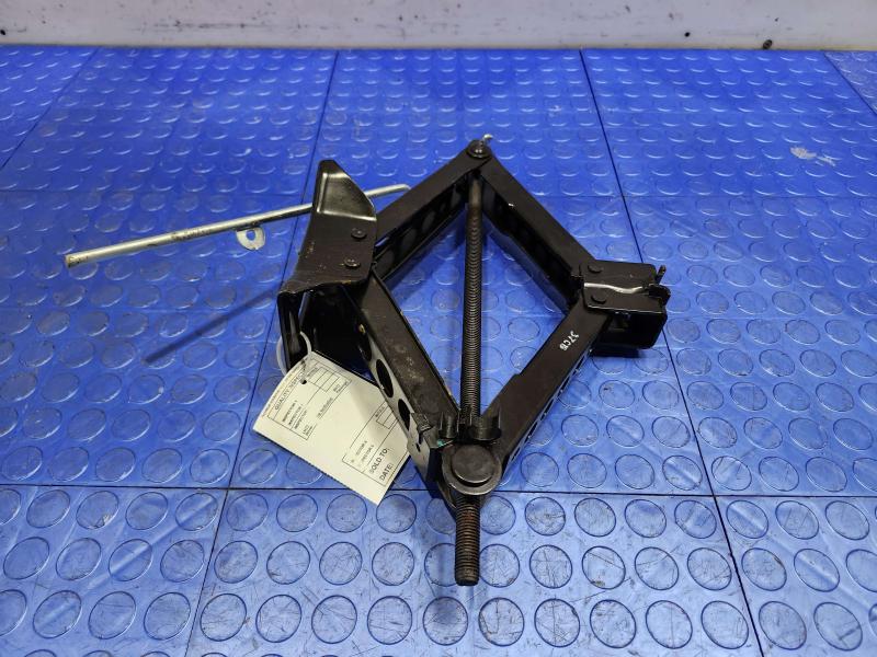 2020 Land Rover Discovery Sport Jack Assembly