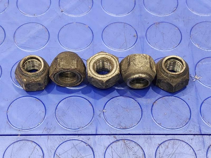 2015 Nissan Rogue Lug Nuts