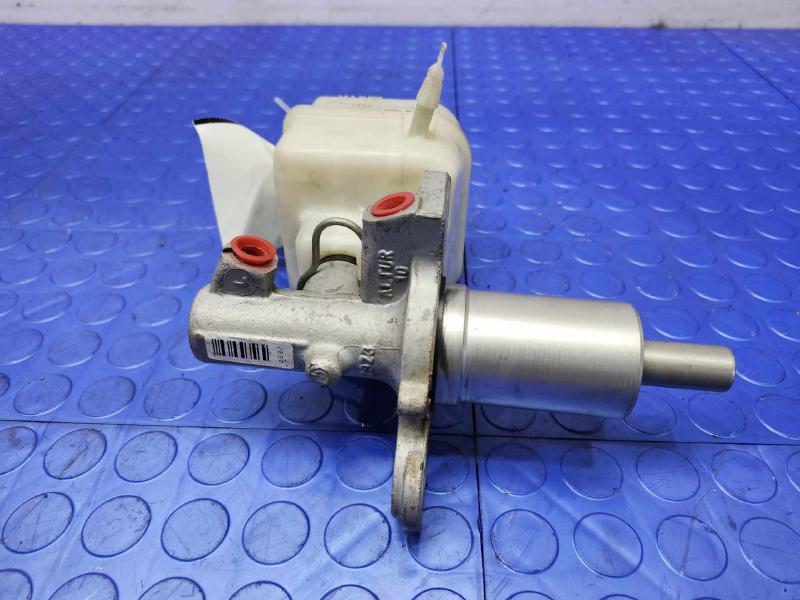 2011 BMW 535i Master Cylinder
