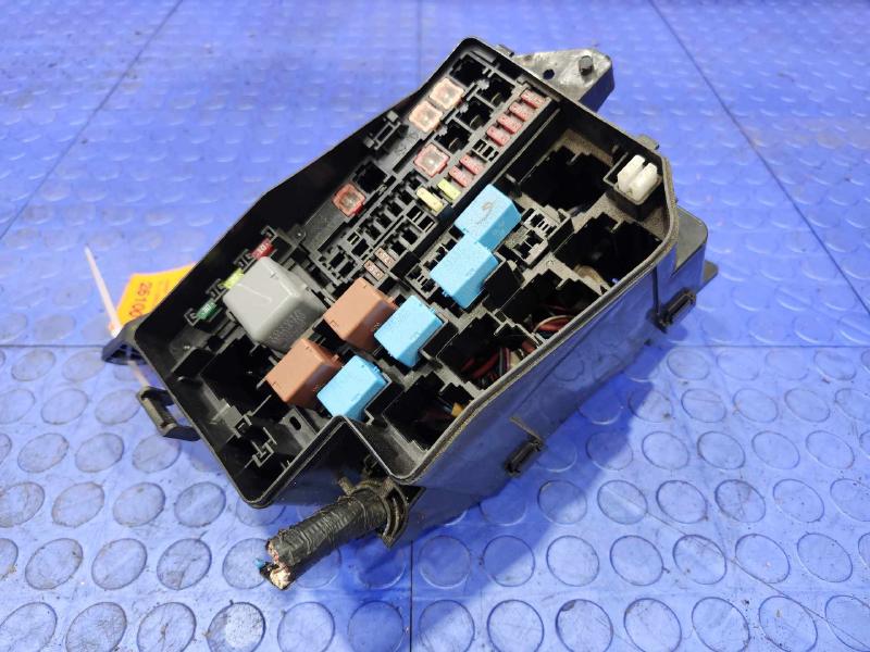 2010 Toyota RAV4 Engine Fuse Box