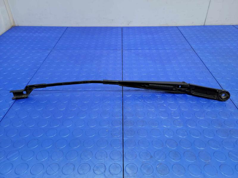 2009 Volkswagen Tiguan Wiper Arm