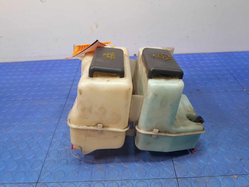 2005 Ford Explorer Washer Bottle