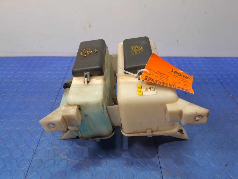 2005 Ford Explorer Washer Bottle