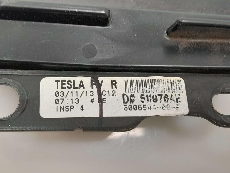 2013 Tesla Model S Front Vent Glass/Window