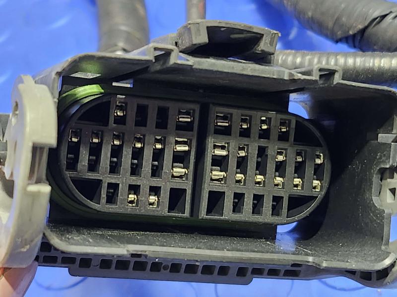 2007 Pontiac Solstice Wire Harness (Engine)