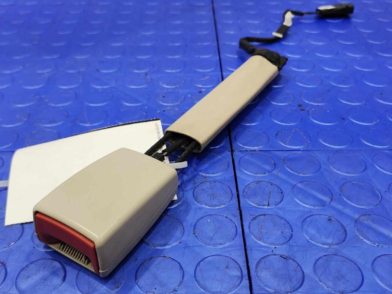 2016 Lincoln MKX Front Seat Belt