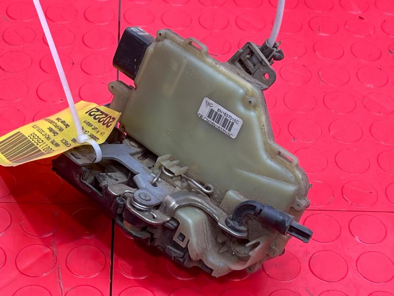 1998 Porsche Boxster Front Door Latch