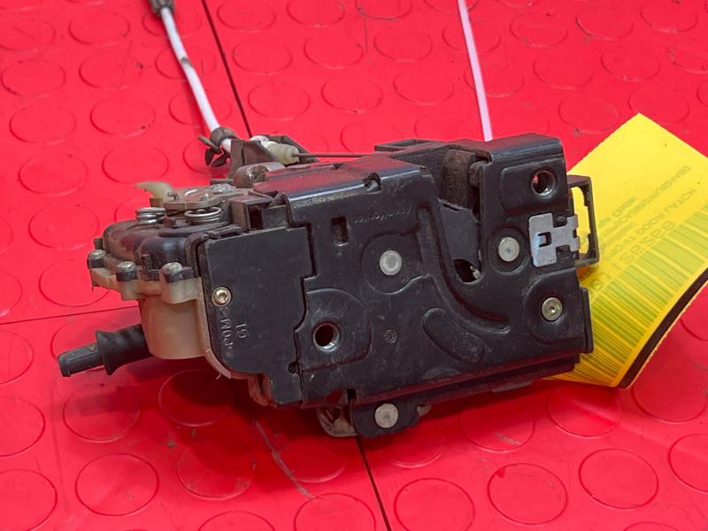 1998 Porsche Boxster Front Door Latch
