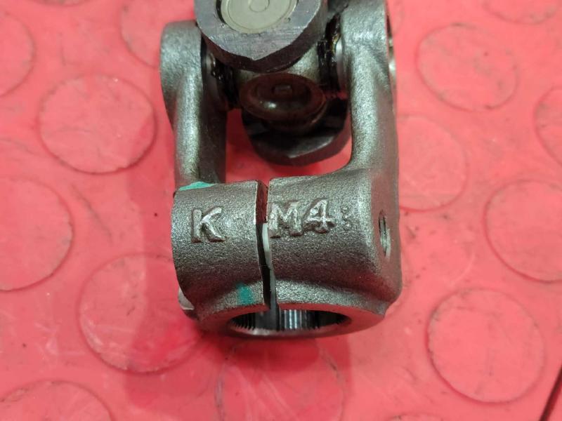 2015-2023 Jeep Renegade Steering Column Intermediate Shaft OEM 68270836AA