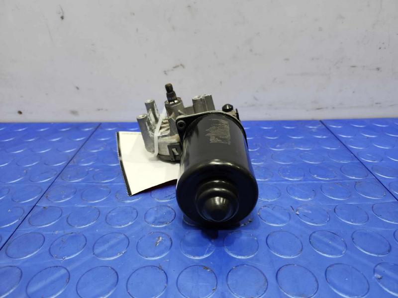 2013-2018 Hyundai Santa Fe Windshield Wiper Motor Genuine OEM 981102W000