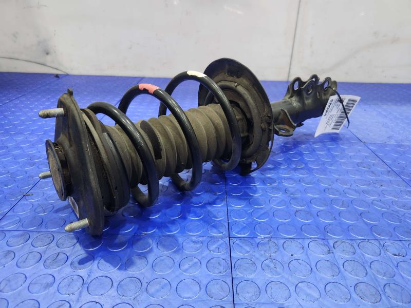 2017 Toyota Prius Strut Assembly