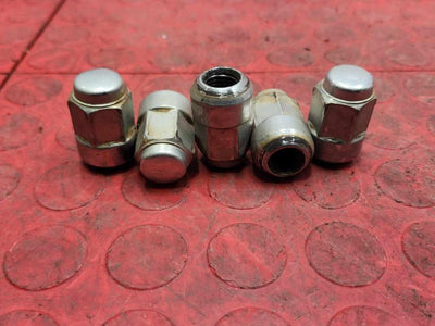 2014 Honda CR-V Lug Nuts