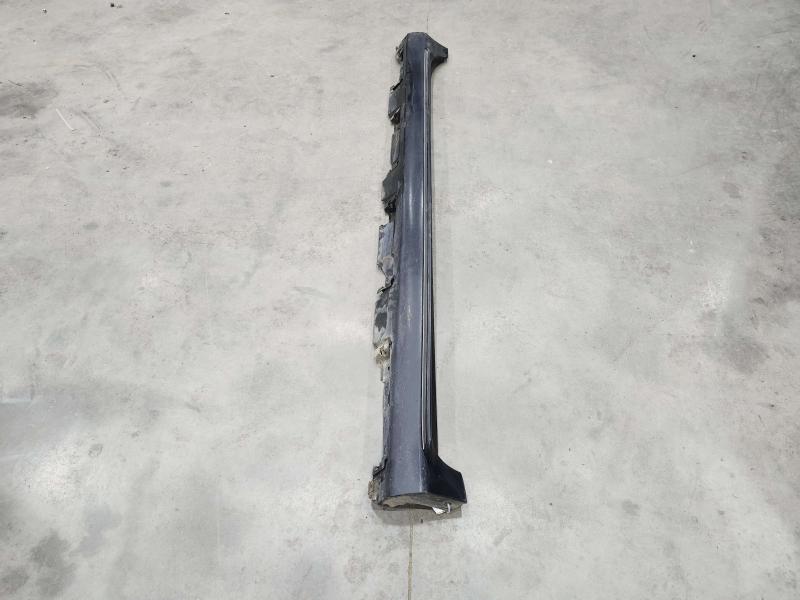 2013 Toyota Camry Rocker Moulding