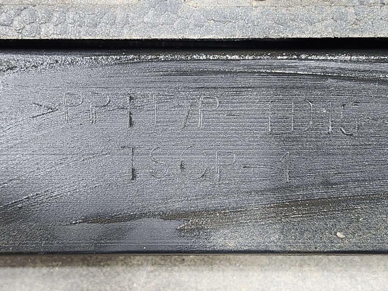 2013 Toyota Camry Rocker Moulding