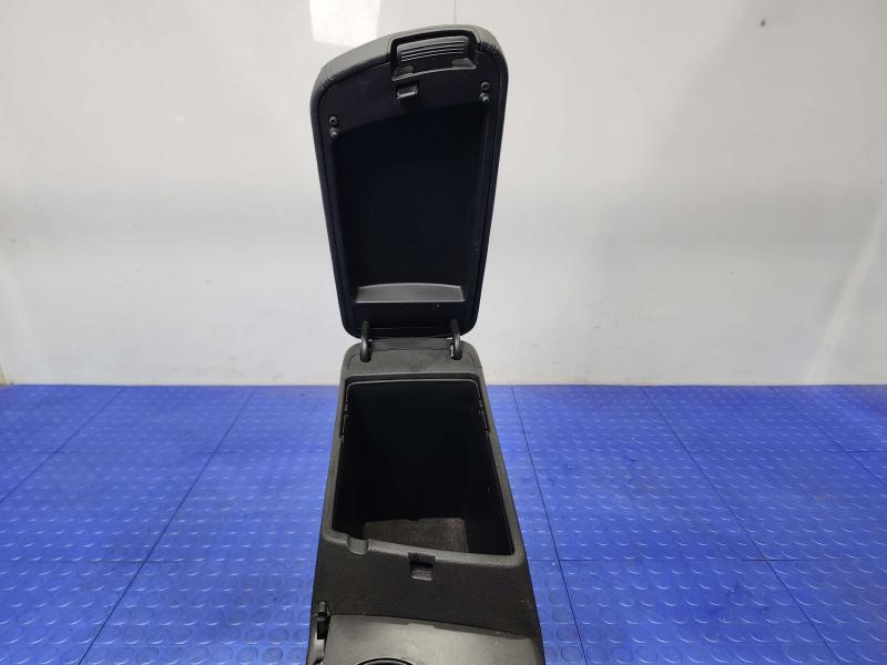 2017 Kia Optima Front Console