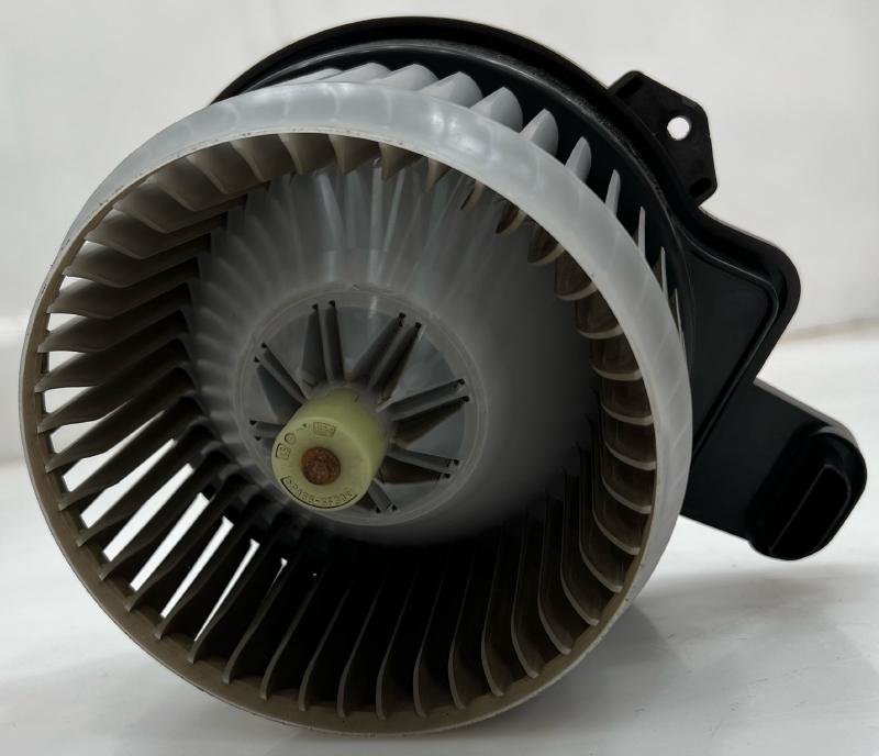 2013 Toyota Prius Blower Motor