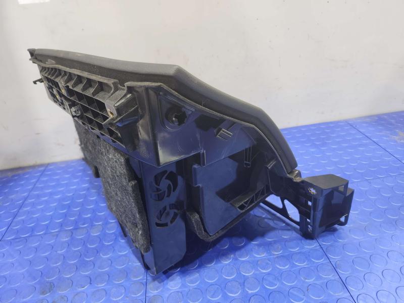 2018-2019 Audi Q7 OEM Glove Box Compartment Assembly Black 4M1857035S25D