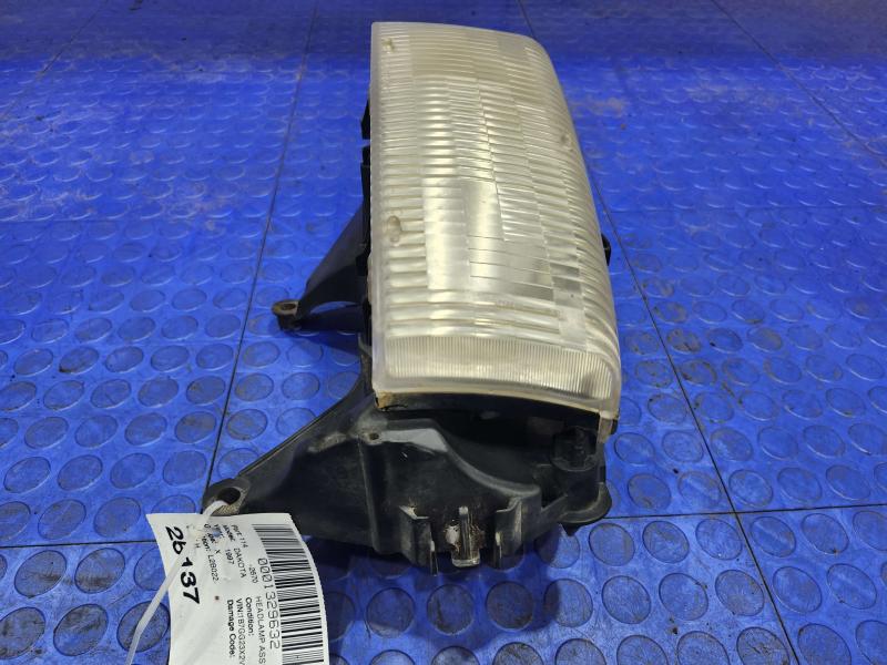1997 Dodge Dakota Headlamp Assembly