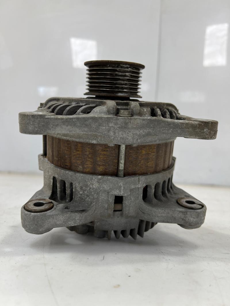 2014 Nissan Versa Alternator