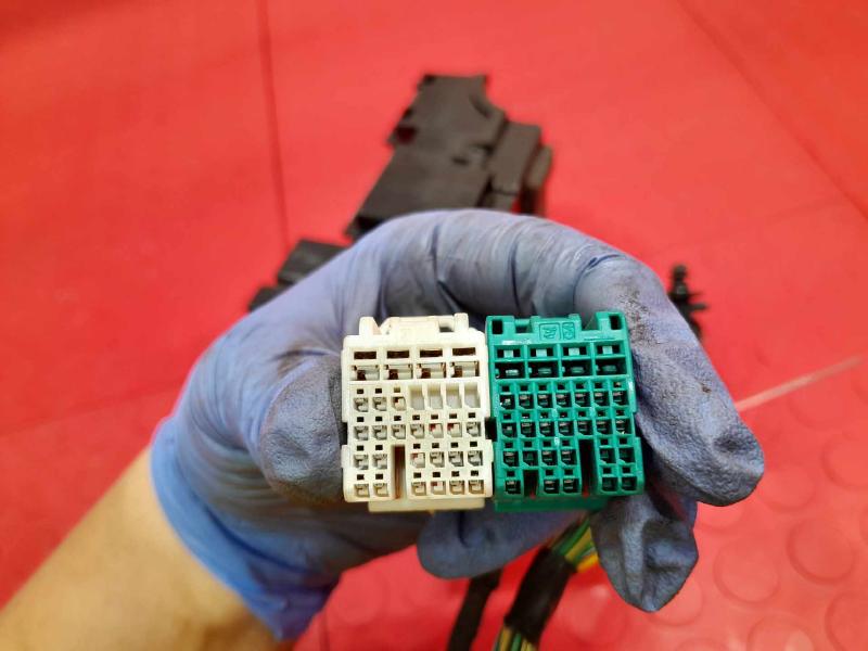 2019-2020 Buick Encore Cabin Fuse Box Junction Block OEM 42652953
