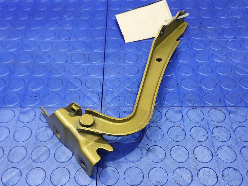 2021 Subaru Crosstrek Hood Hinge