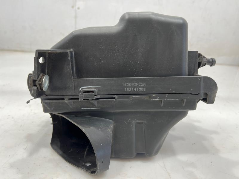2013 - 2019 Nissan Sentra 1.8L Air Cleaner Box Assembly OEM 165003RC2A