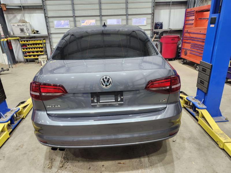 2016 Volkswagen Jetta Front Door Latch