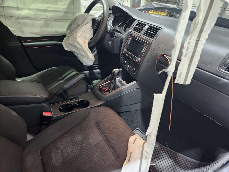 2016 Volkswagen Jetta Center Pillar
