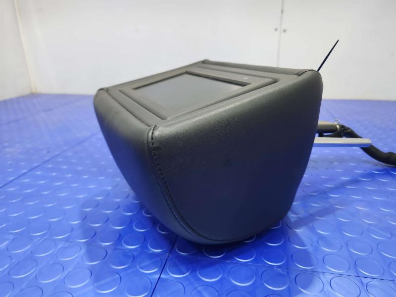 2011 Infiniti QX56 Headrest