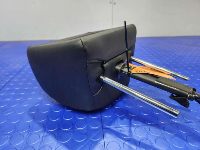 2011 Infiniti QX56 Headrest