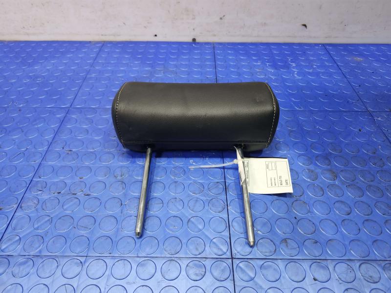 2019 Chevrolet Silverado 3500 Headrest
