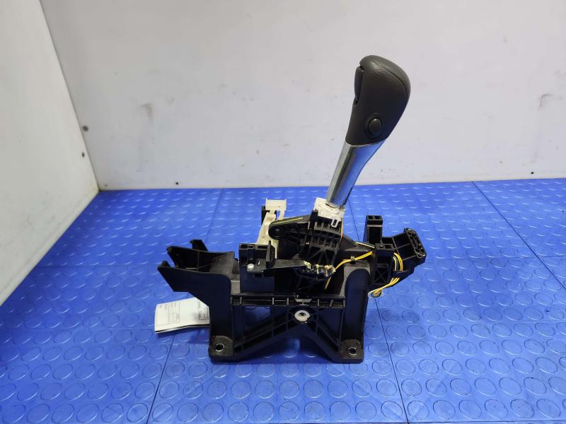 2016 Nissan Rogue Floor Shifter