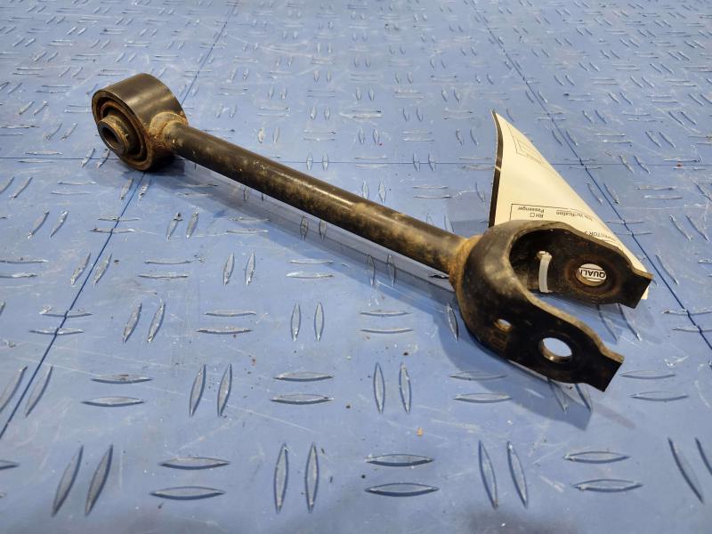 2020 Toyota RAV4 Lower Control Arm Rr