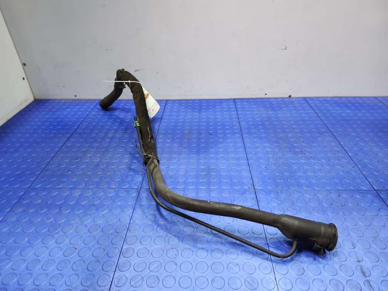 2010 Dodge Challenger Fuel Filler Neck