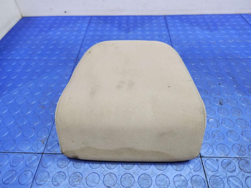 2016 Kia Sedona Headrest