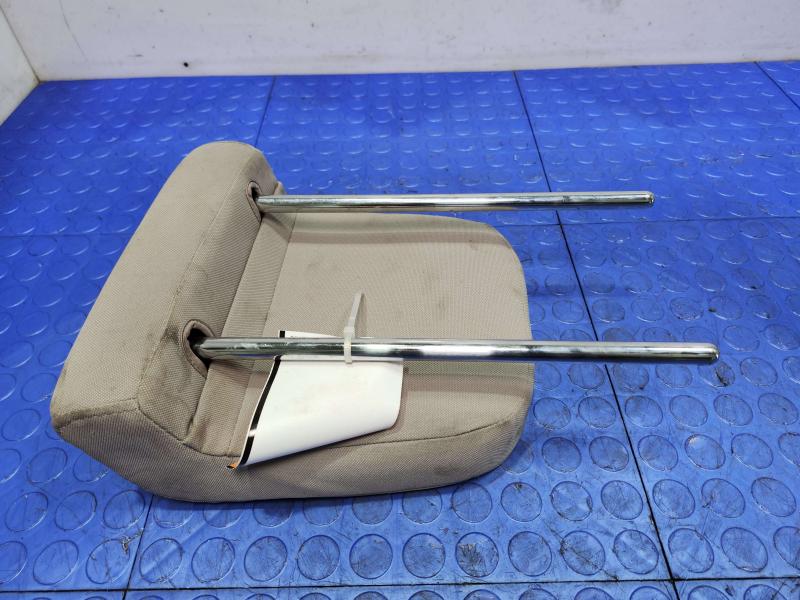 2016 Kia Sedona Headrest