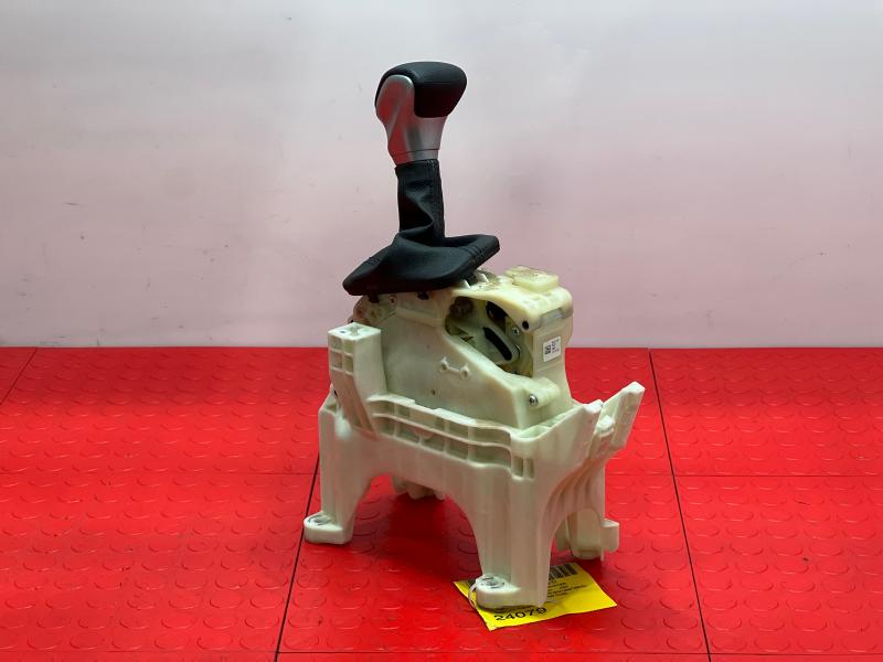 2021 Kia Soul Floor Shifter