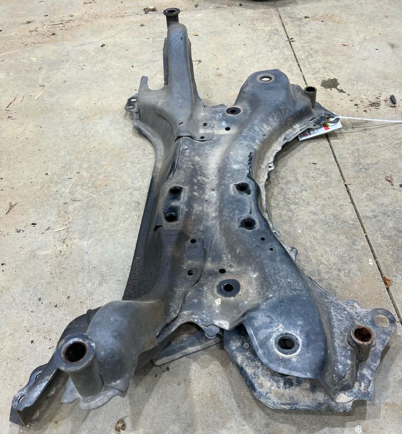2010 Toyota RAV4 Crossmember/Cradle/Undercarria