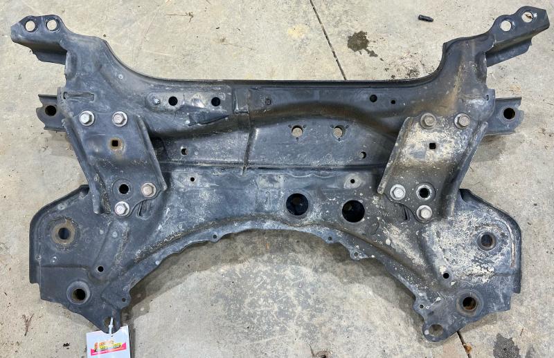 2010 Toyota RAV4 Crossmember/Cradle/Undercarria