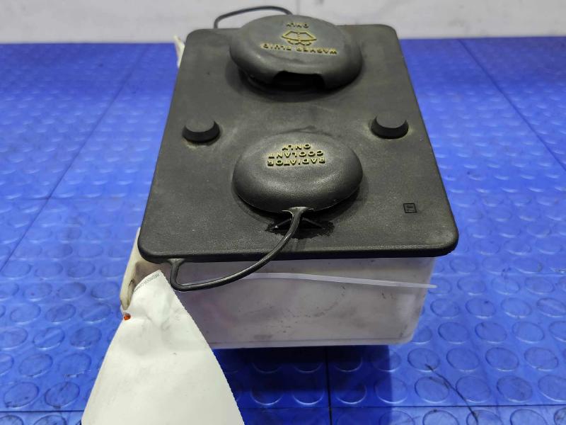 1995 Ford F-150 Washer Bottle