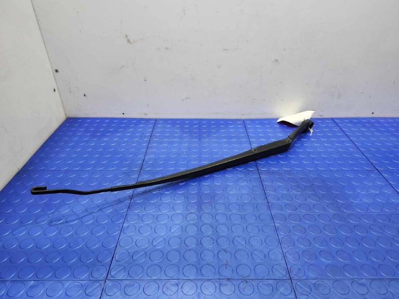2013 Hyundai Santa Fe Wiper Arm