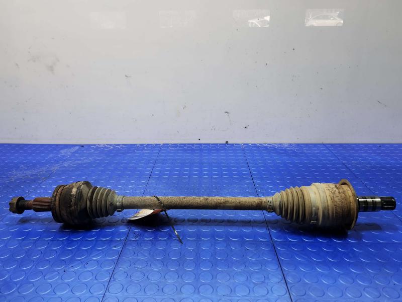 2014 Chrysler 300 Axle Shaft
