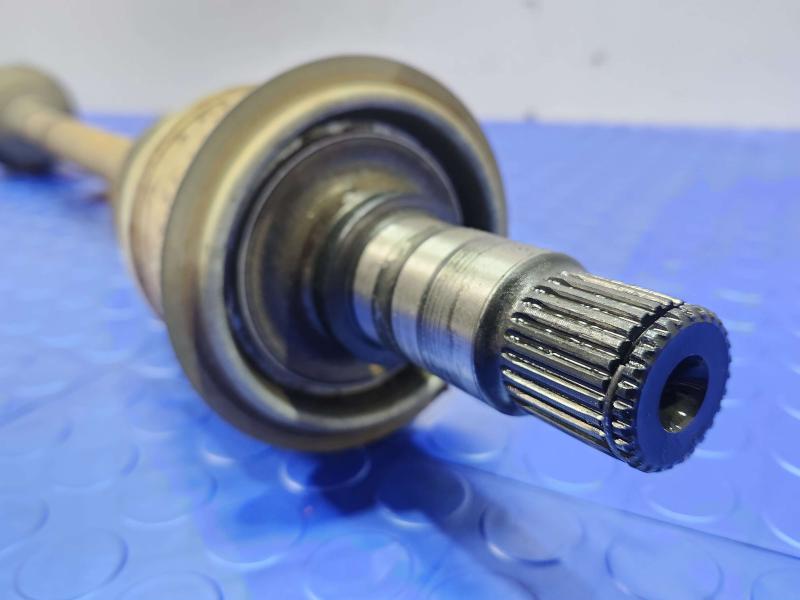 2014 Chrysler 300 Axle Shaft