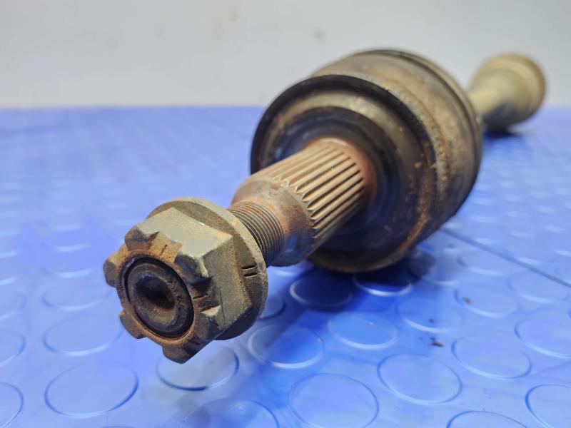 2014 Chrysler 300 Axle Shaft