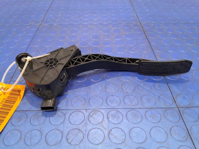 2017-2020 Jaguar XE Accelerator Pedal Assembly Genuine OEM GX73-9F836-AA