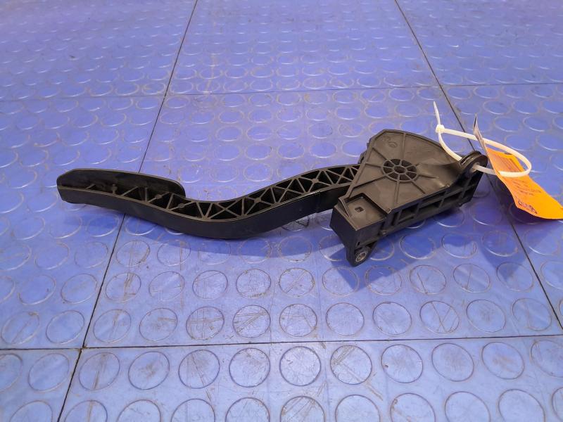 2017-2020 Jaguar XE Accelerator Pedal Assembly Genuine OEM GX73-9F836-AA