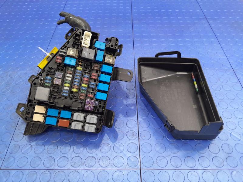 2015 Subaru Legacy Engine Fuse Box