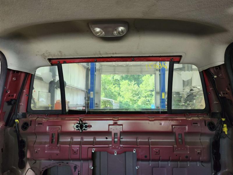 2004 Ford Explorer Back Glass/Window