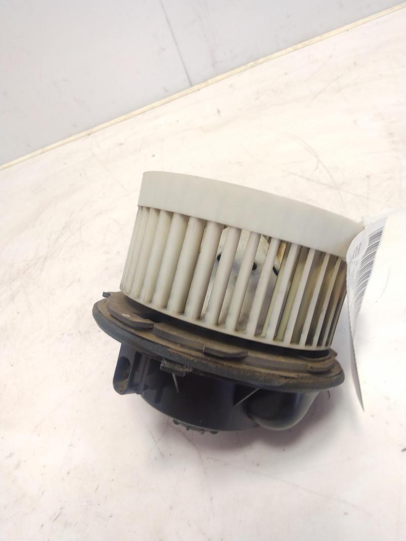 2002 GMC Sierra 2500 Blower Motor